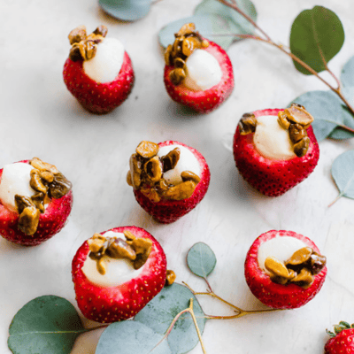 mozzarella stuffed strawberries with candied pistachios