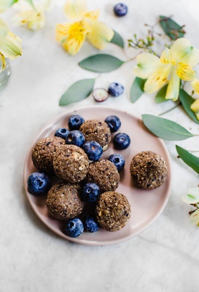 banana bread blueberry bites