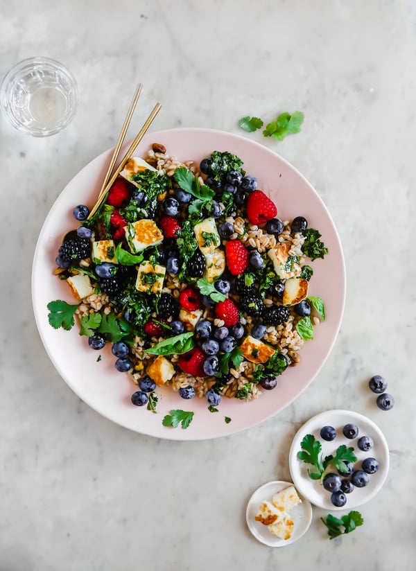 Mixed-Berry-Salad-Grain-Bowl