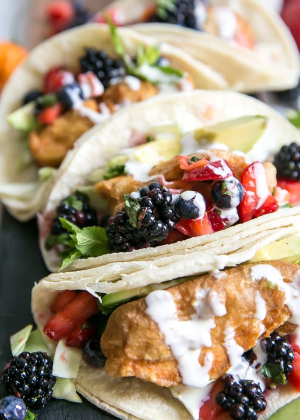 Paleo-Fish-Tacos-with-Berries-12