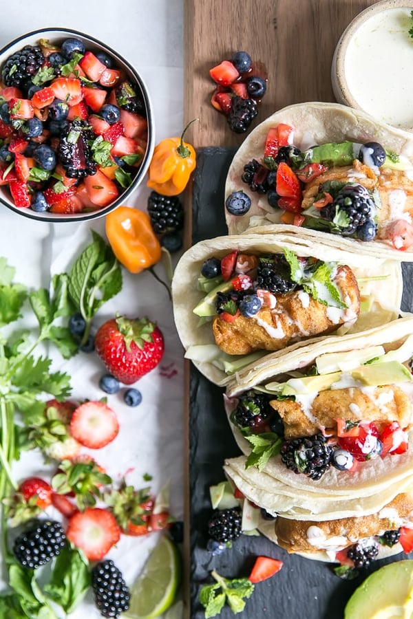 Paleo-Fish-Tacos-with-Berries-15