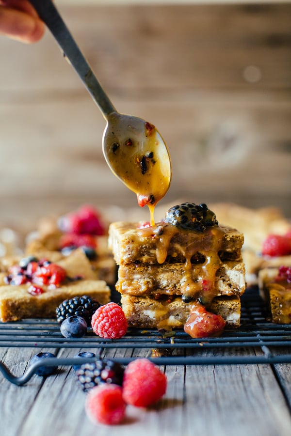 berry blondies-19