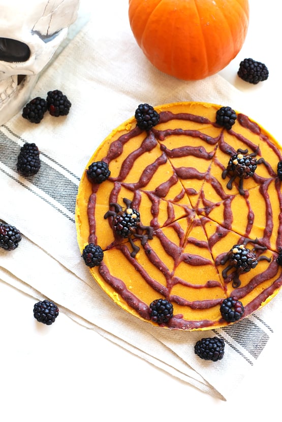 blackberry-pumpkin-pie-nice-cream-tart-1.png