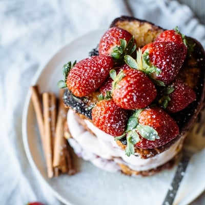 french toast stuffed with strawberries and cream