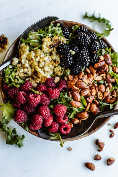 CHIPOTLE GRILLED CORN, ALMOND & BERRY SALAD