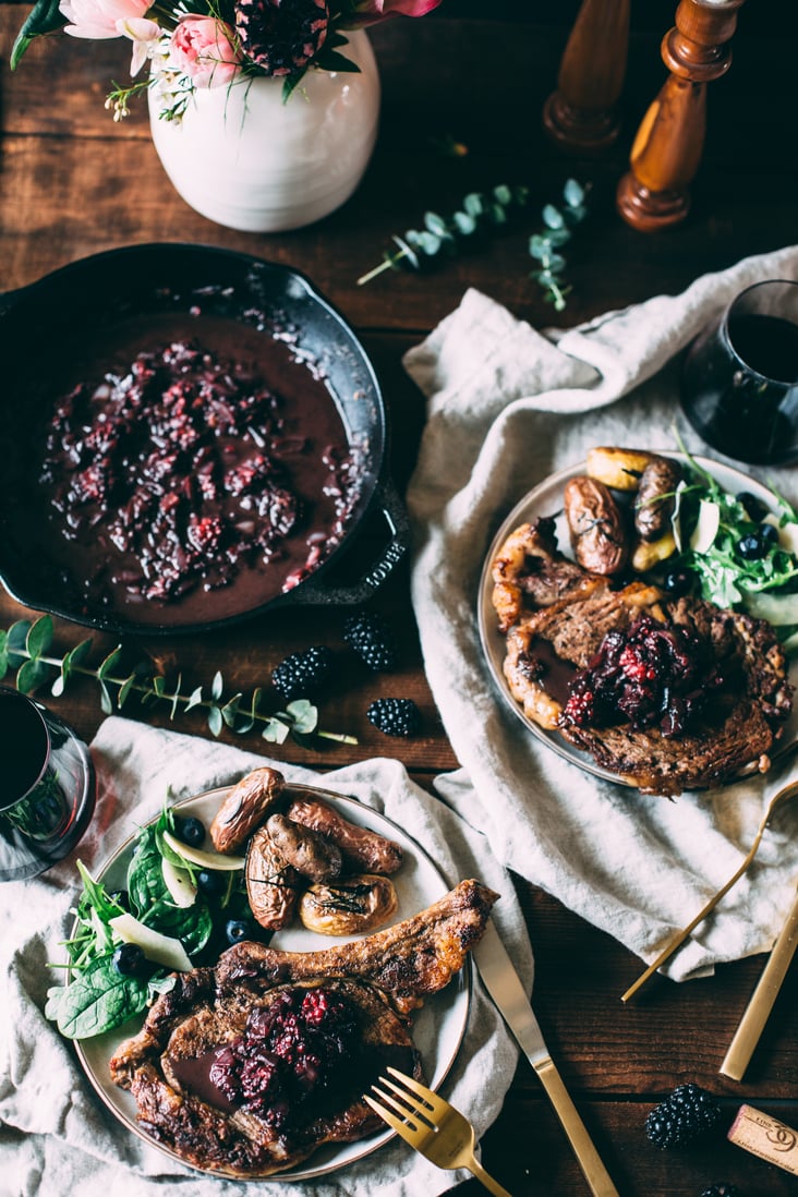 baked brie topped with roasted strawberries