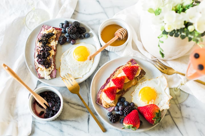 sweet potato berry toast brunch-8.jpg