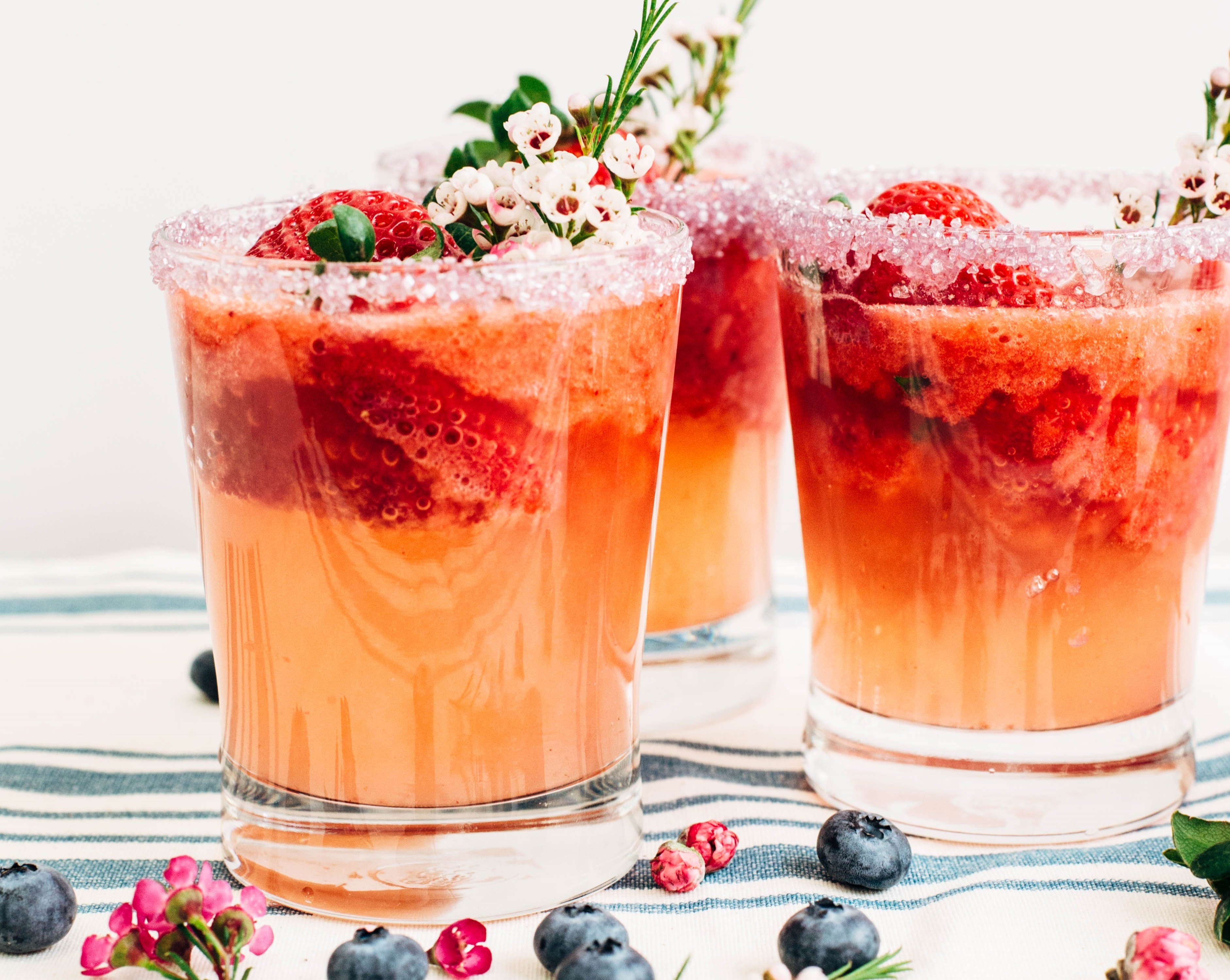 strawberry_lemonade_spritzer-16-838685-edited