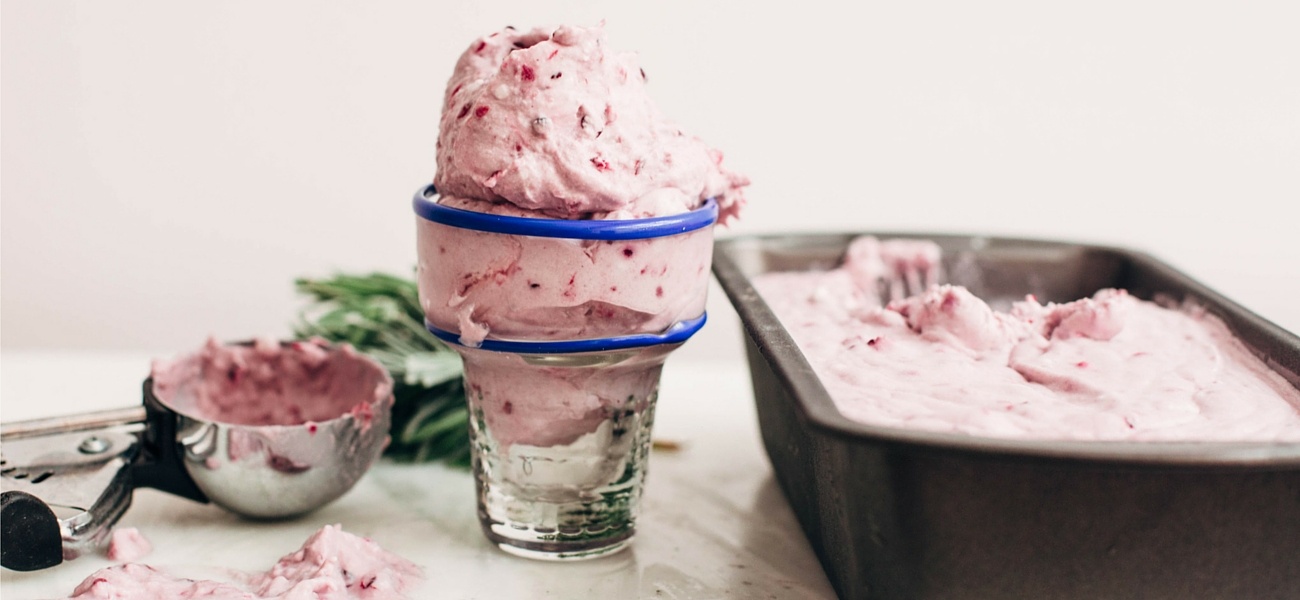 blackberry_ice_cream_H_Image